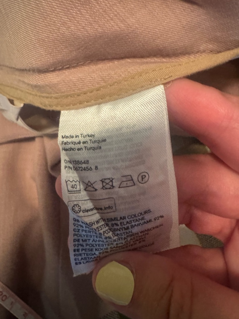 H&M Classic Wide-Leg Trousers in Light Taupe - Women - Picture 15 of 16